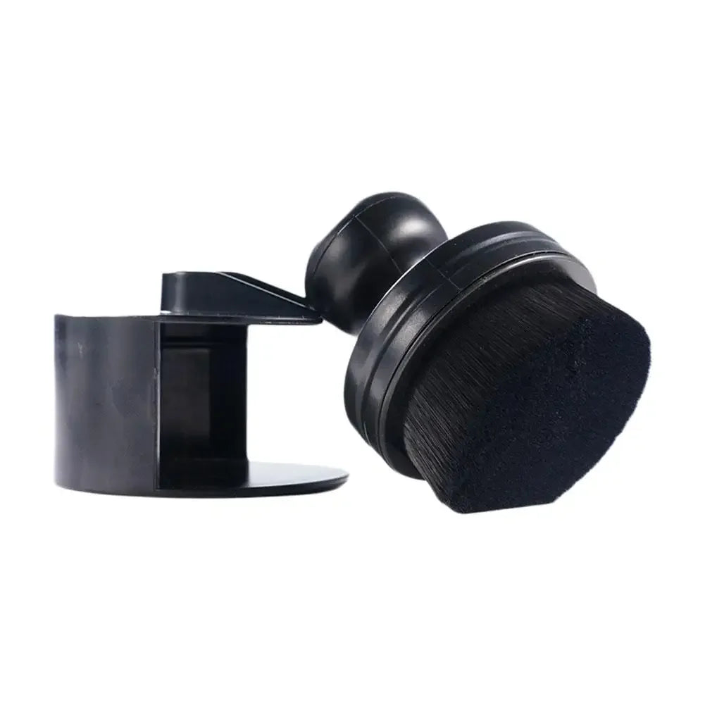 Ultra-Soft Detailing Brush with Seal Cover